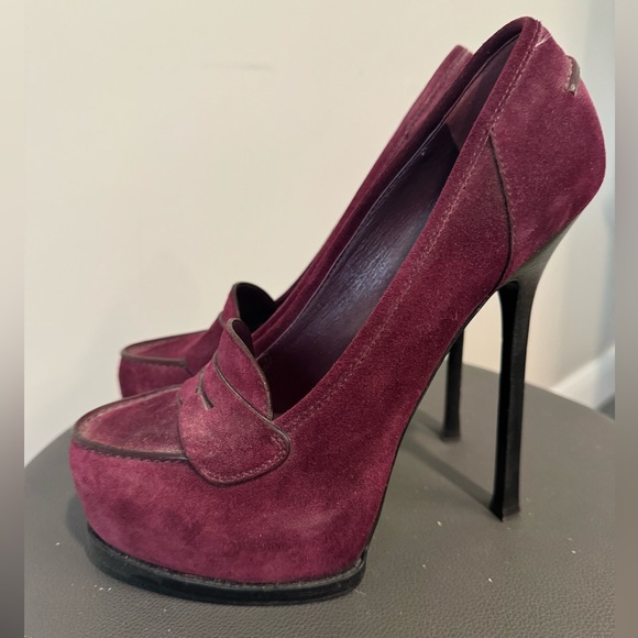 Yves Saint Laurent size 39 purple suede loafer pumps - Picture 3 of 10